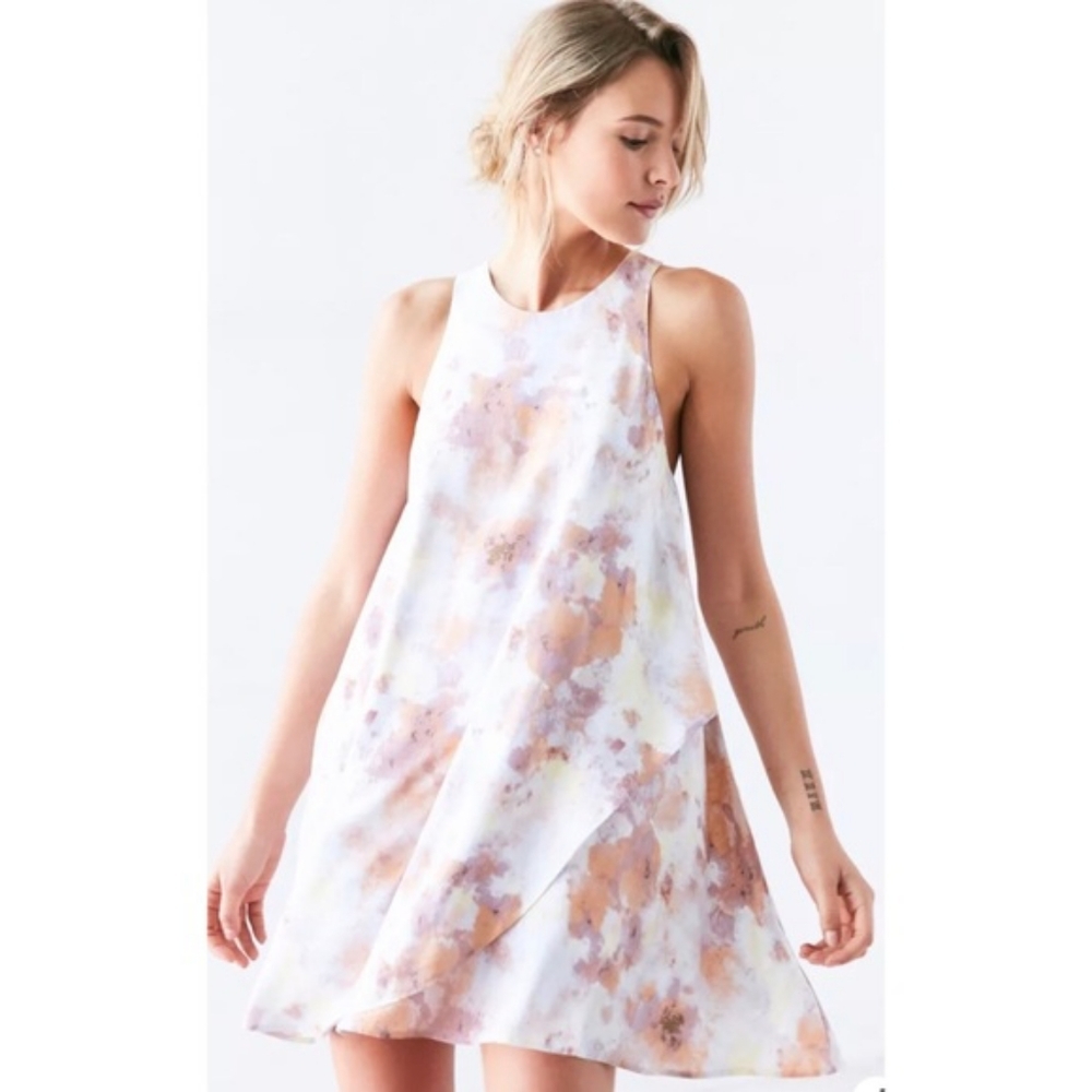 UO Silence+Noise S Angel Tulip Hem Swing Dress